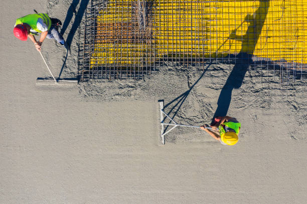 Best Concrete Pool Decks in Richmond Heights, FL